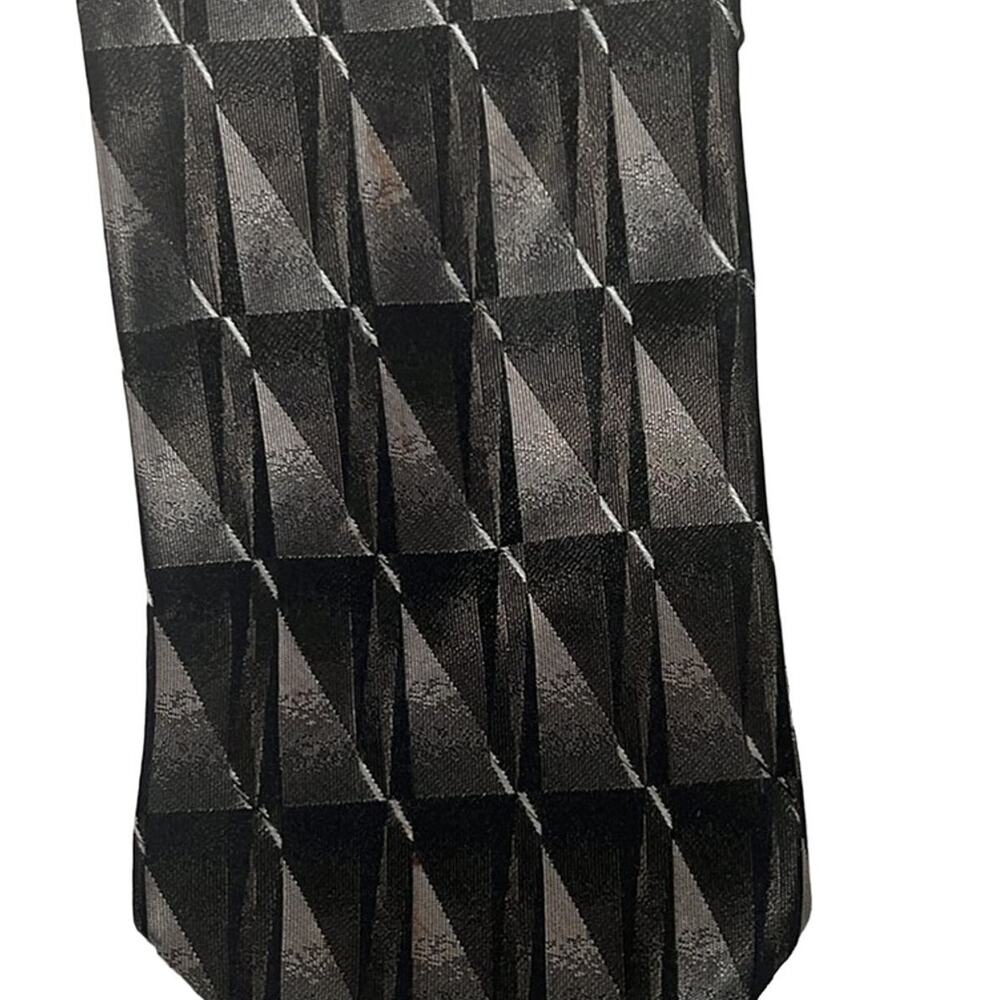 Essante 100% imported silk necktie